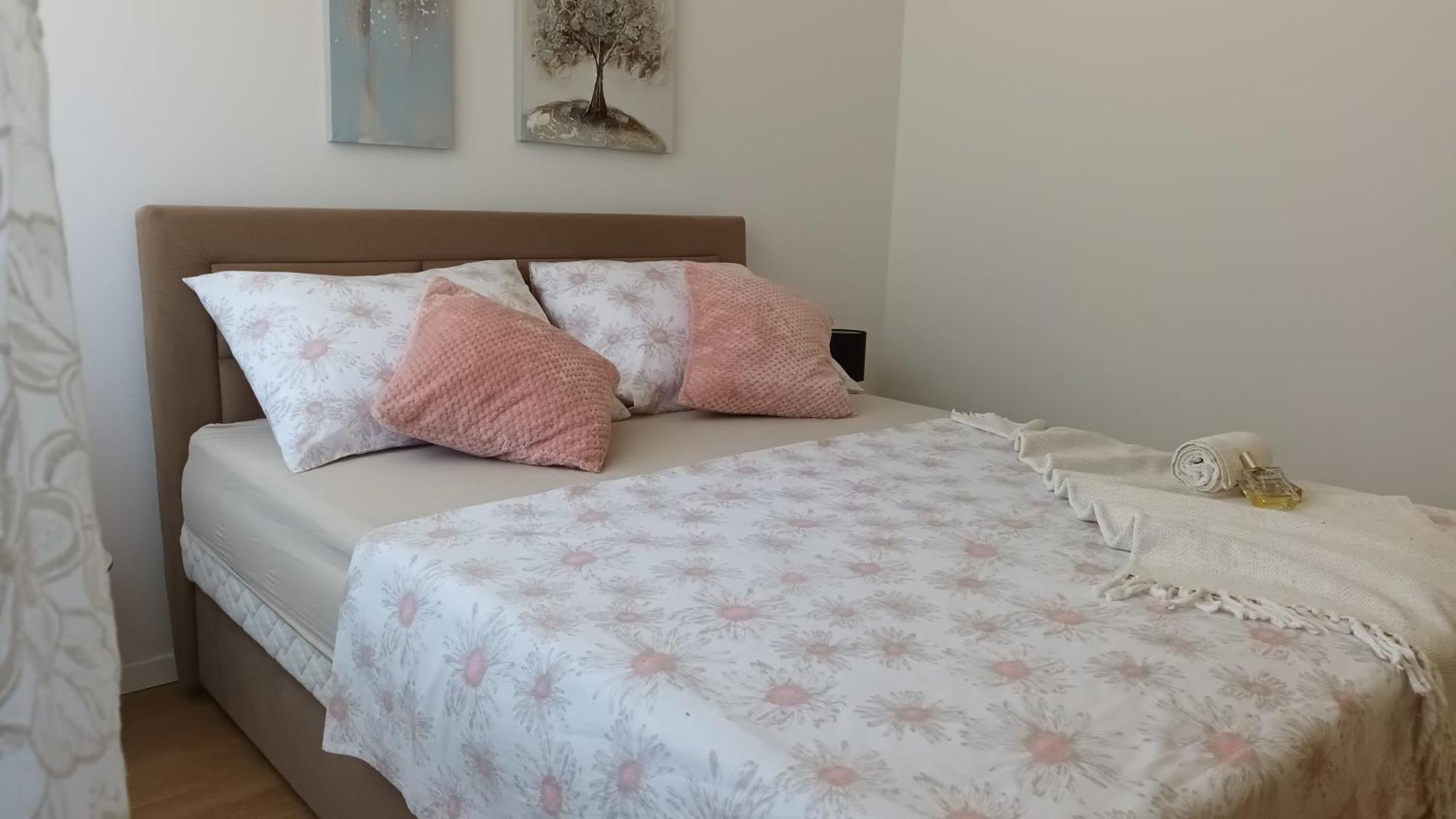 Leona Apartment-Perfect For Four Split Ngoại thất bức ảnh